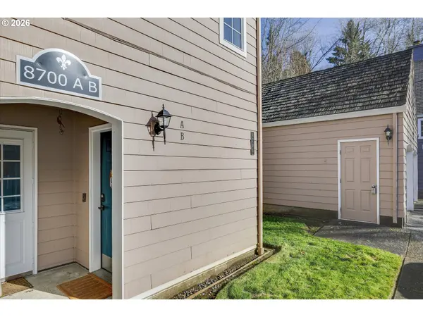 8700 SW CURRY DR, Wilsonville, OR 97070