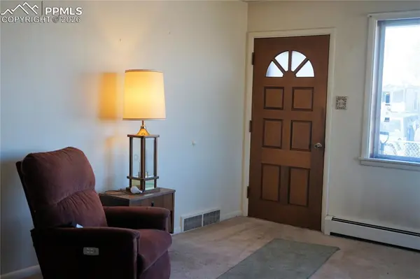 229 E Monroe ST, Colorado Springs, CO 80907