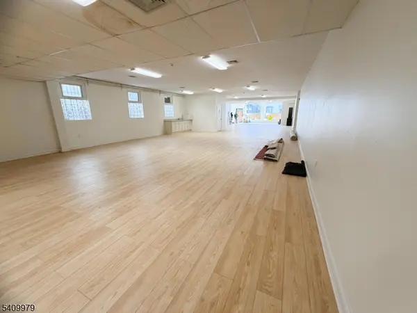 6029 Hudson Ave, West New York Town, NJ 07093