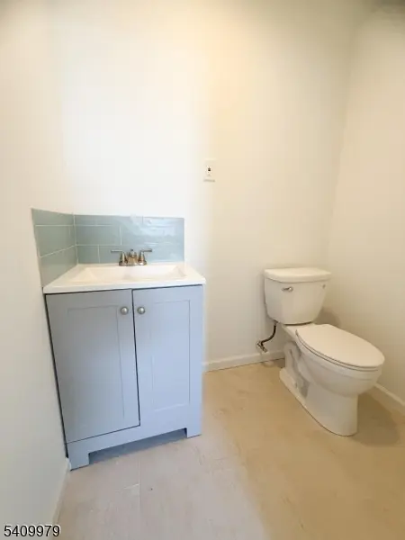 6029 Hudson Ave, West New York Town, NJ 07093