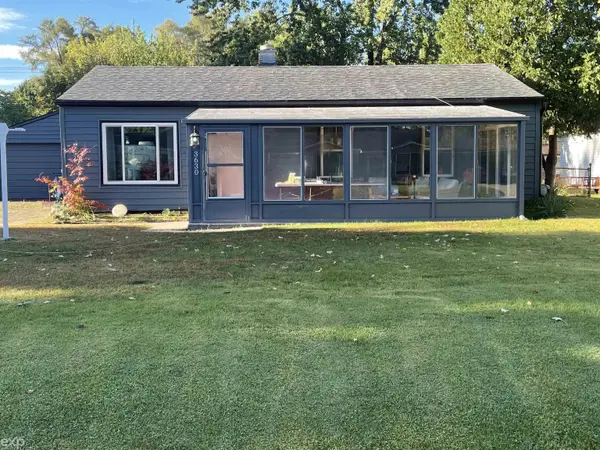 3630 Grafton ST, Lake Orion, MI 48359