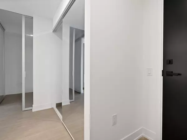 Toronto C14, ON M2N 4P9,36 Olive AVE #713