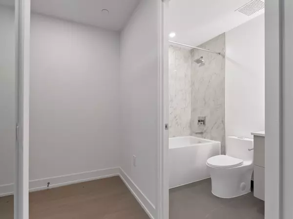 Toronto C14, ON M2N 4P9,36 Olive AVE #713