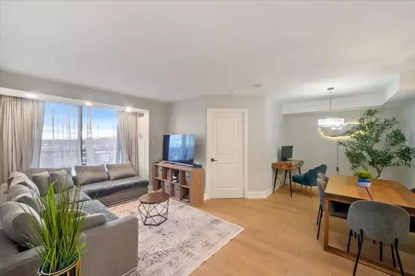 Toronto, ON M4A 2X4,1700 Eglinton AVE E #912