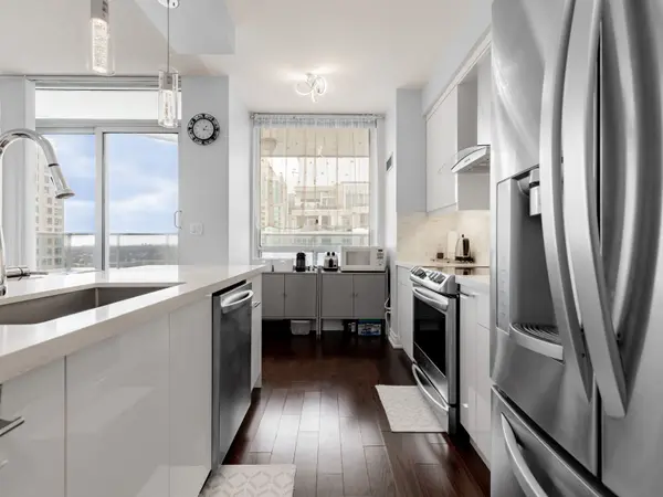 8 Rean DR #1909, Toronto C15, ON M2K 3B9