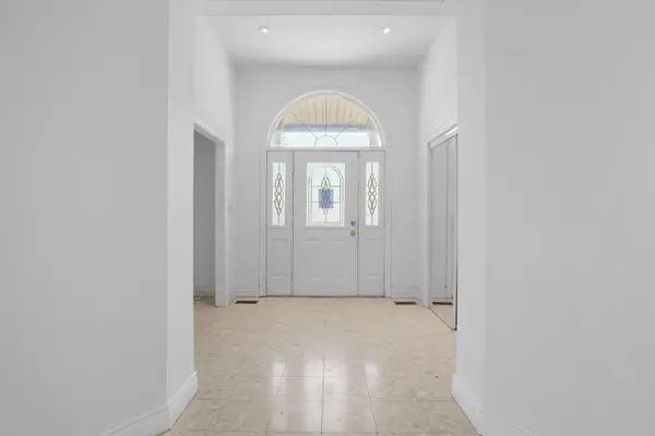 20 Bells Lake RD, King, ON L0G 1T0