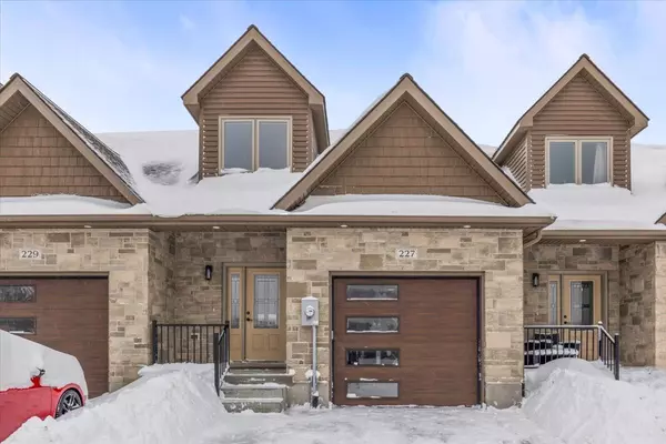 227 Saugeen ST, Saugeen Shores, ON N0H 2L0