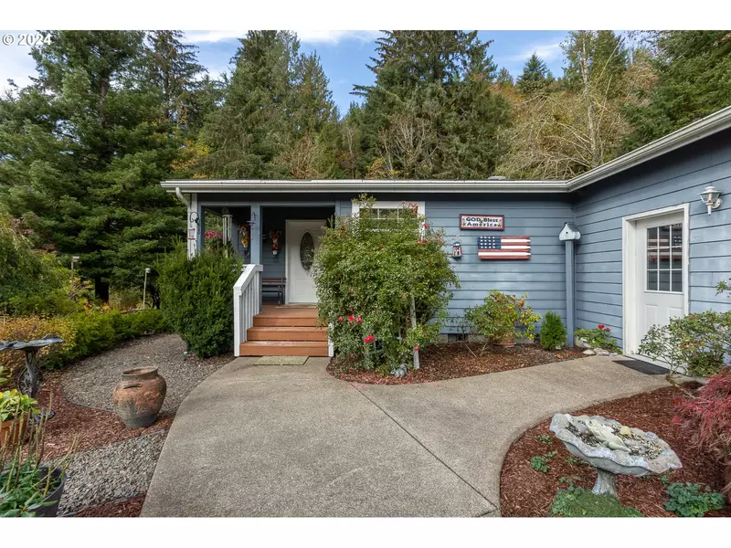 743 N SUNDOWN DR, Otis, OR 97368