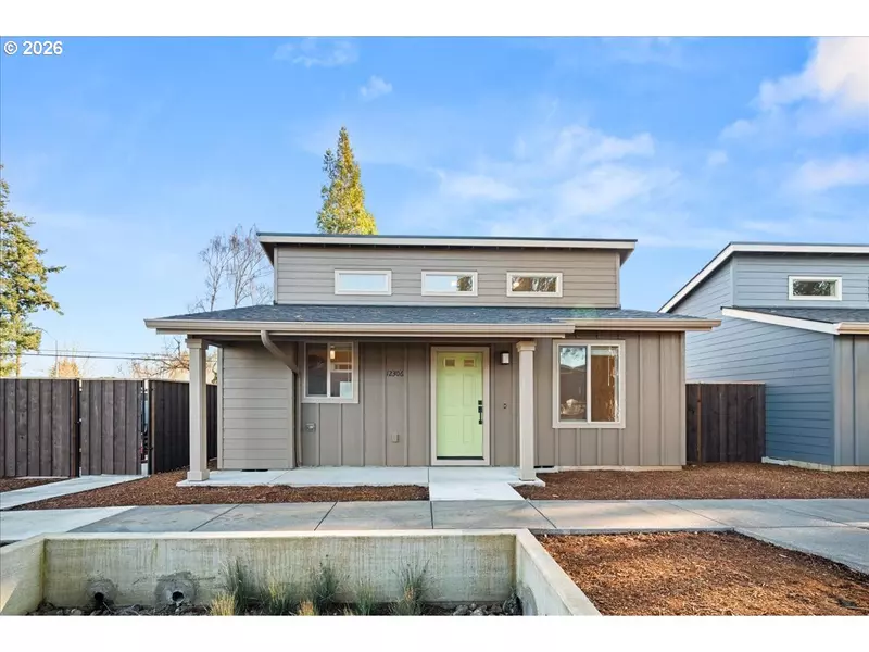 12306 Meadowlawn DR, Oregon City, OR 97045