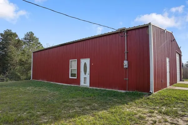 789 County Road 4660, Mount Pleasant, TX 75455