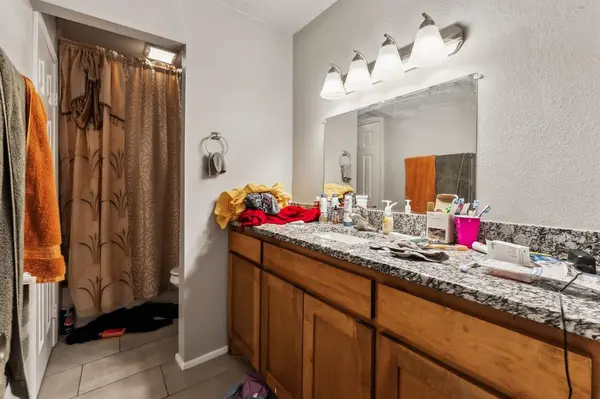 2401 Doreen Street, Grand Prairie, TX 75050