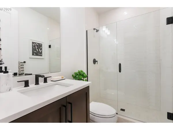 6487 NW Olympic LN #27, Camas, WA 98607