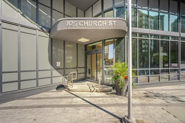 825 Church ST #105, Toronto C09, ON M4W 3Z4