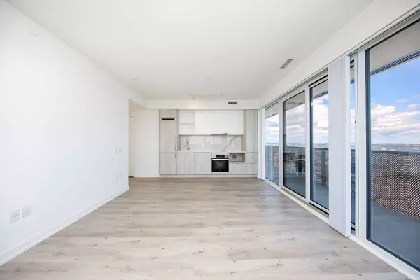 Toronto, ON M5E 0E4,138 Downes ST #6606