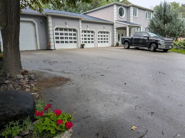 56 Idlewood DR S, Wasaga Beach, ON L9Z 1R7