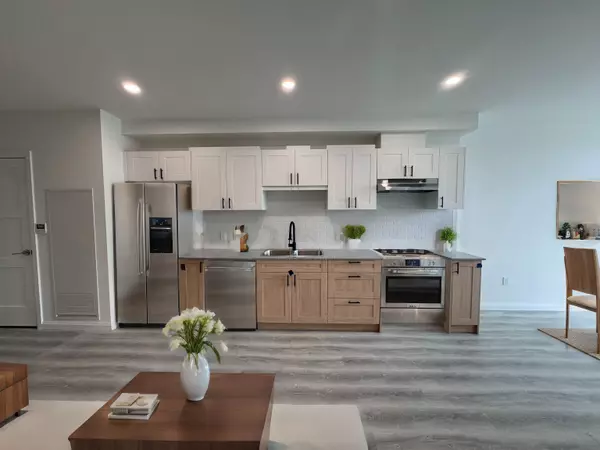 Guelph, ON N1K 0E4,181 Elmira RD S #PH18