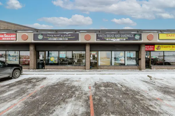 1950 Merivale RD #11, Tanglewood - Grenfell Glen - Pineglen, ON K2G 5T5