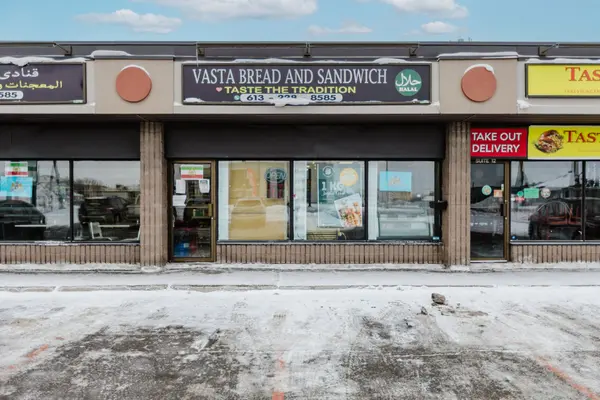 1950 Merivale RD #11, Tanglewood - Grenfell Glen - Pineglen, ON K2G 5T5