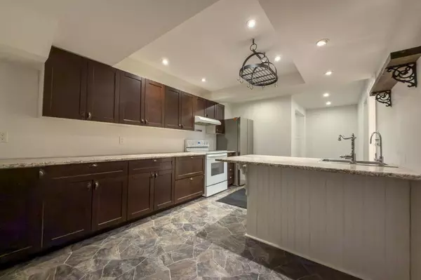 Centre Wellington, ON N0B 1S0,4 Cutting DR #LOWER