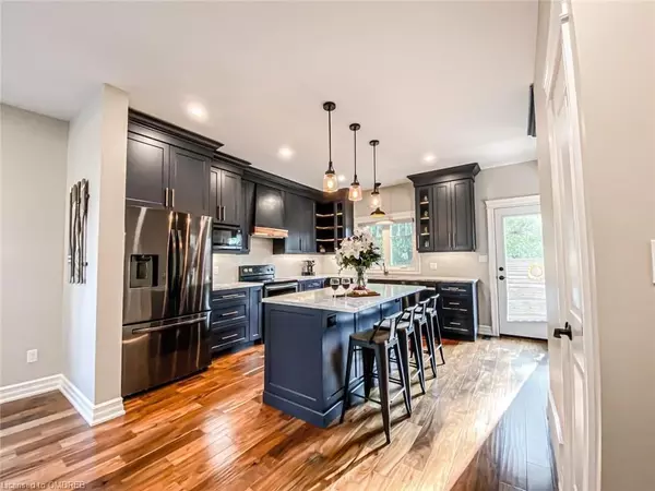 Fort Erie, ON L0S 1B0,231 ROSEWOOD AVE