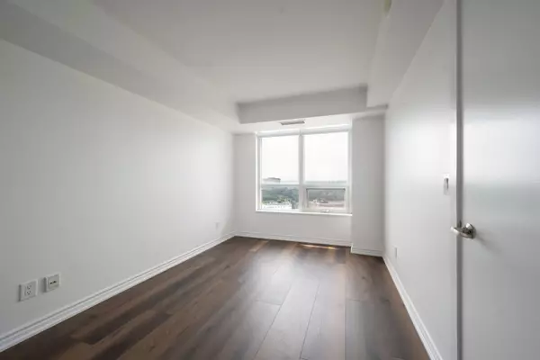 Toronto C01, ON M6K 0A5,38 Joe Shuster WAY #1909