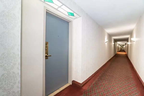 Brampton, ON L6Y 4G6,10 Malta AVE #905