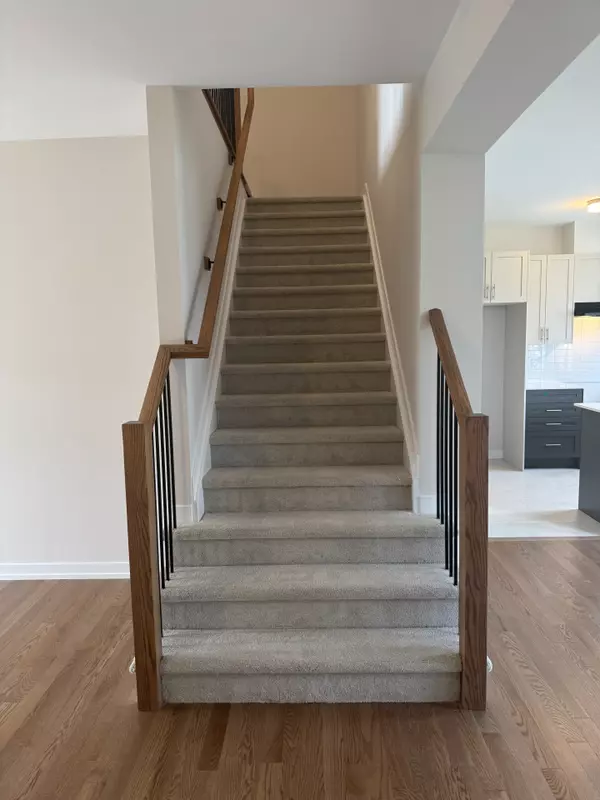 Stittsville - Munster - Richmond, ON K0A 2Z0,944 Seagrave LN