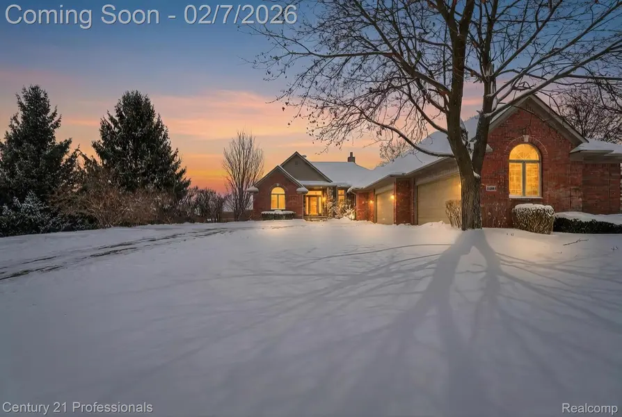 56500 12 Mile RD, Lyon Charter Township, MI 48165