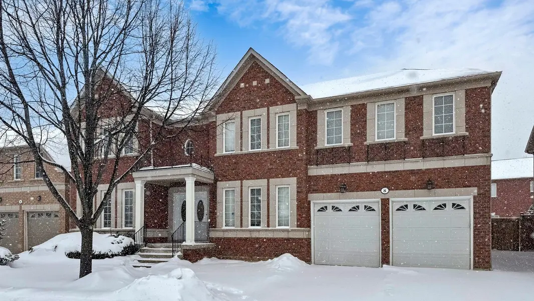 8 Westacott AVE, Ajax, ON L1T 4H6