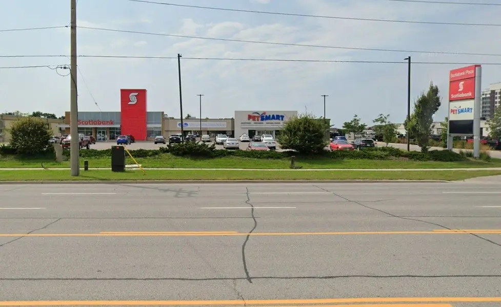 544 BAYFIELD ST #2, Barrie, ON L4M 5A2