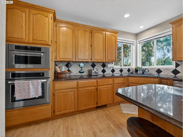 16431 SW TIMBERLAND DR, Beaverton, OR 97007