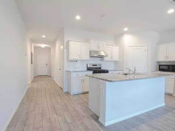 Fort Worth, TX 76179,8645 Mirror Lake Drive