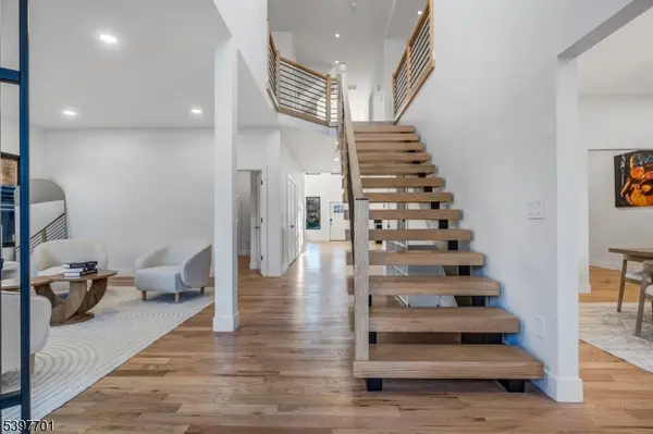 33 Randolph Pl, Newark City, NJ 07108