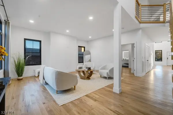 33 Randolph Pl, Newark City, NJ 07108