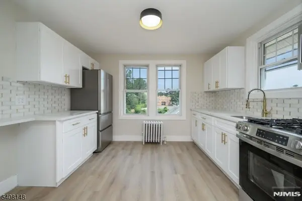 35 Amsterdam Ave, Teaneck Twp., NJ 07666