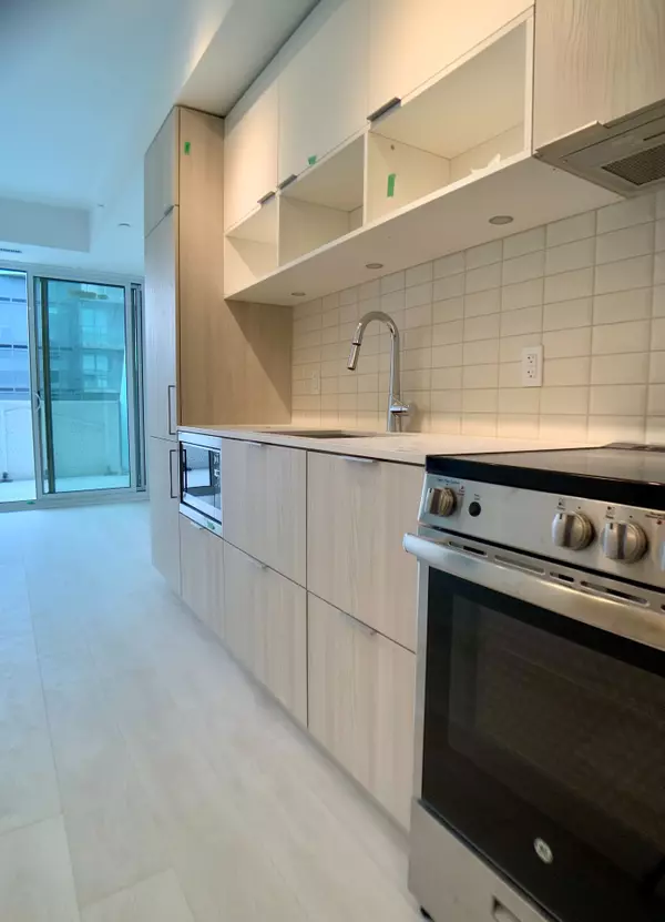 Toronto C08, ON M5A 0S8,60 Tannery RD #1002