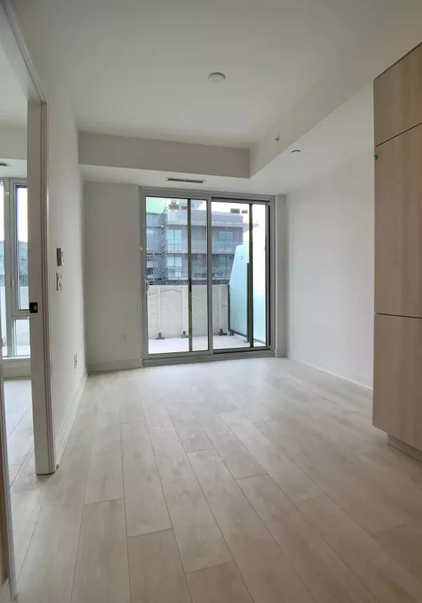 Toronto C08, ON M5A 0S8,60 Tannery RD #1002