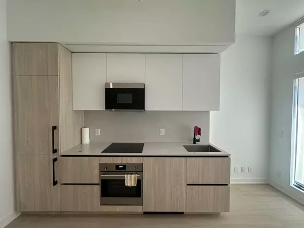 Toronto C15, ON M2K 0J5,699 Sheppard AVE E #105