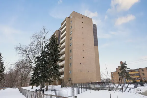 207 Galloway RD #704, Toronto E10, ON M1E 4X3