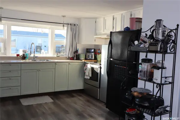 68 Sunrise ESTATES, Assiniboia, SK S0H 0B0