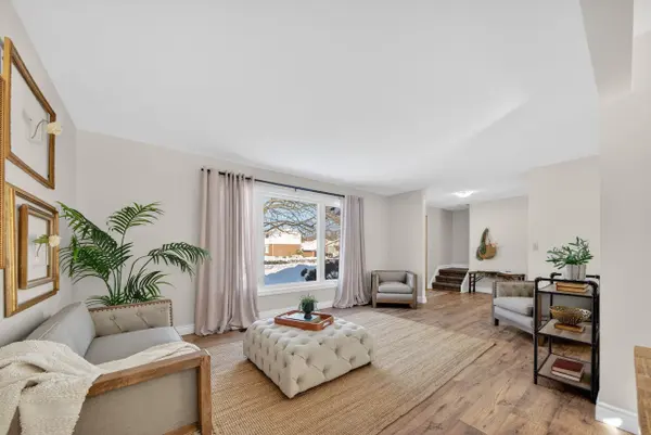 Belleville, ON K8P 4C3,40 Robertson LN