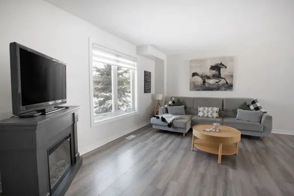 East Luther Grand Valley, ON L0N 1G0,110 Leeson ST S