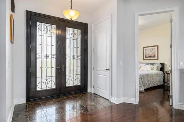 19281 Loyalist Pkwy, Prince Edward County, ON K0K 1T0