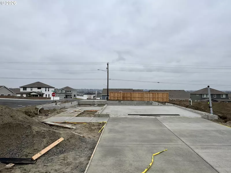 848 NE Laurel Springs DR, Hermiston, OR 97838