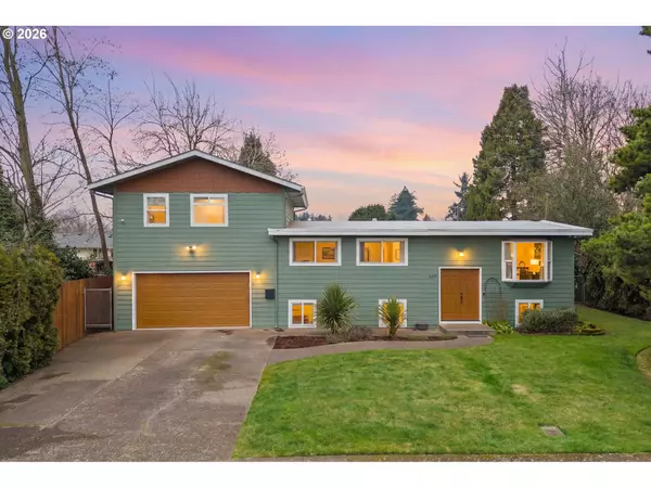 2573 CARLETON WAY NE, Salem, OR 97301