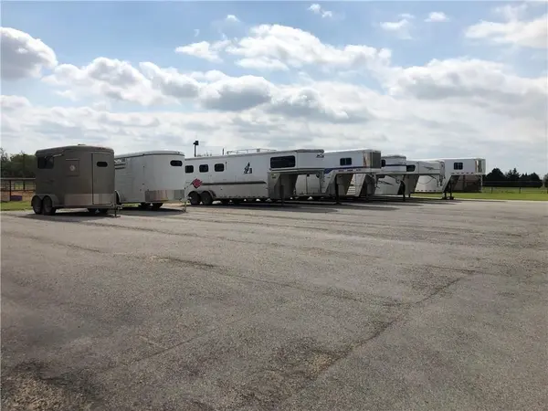 1019 & 1000 SpringHill Road, Aubrey, TX 76227