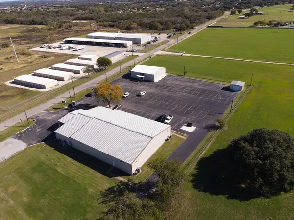 2420 Bob White Drive, Granbury, TX 76049