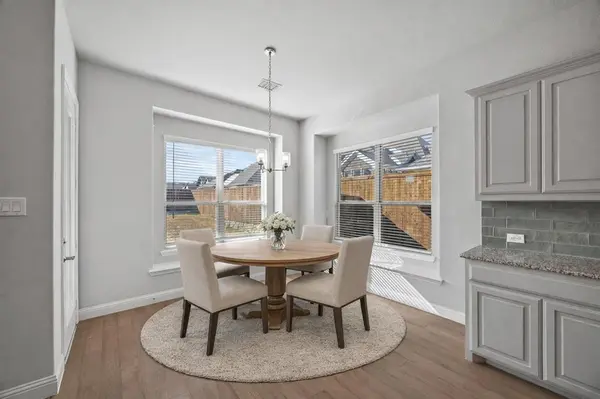 8402 Watersway Drive, Rowlett, TX 75088