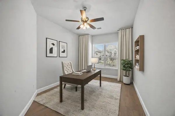 8402 Watersway Drive, Rowlett, TX 75088