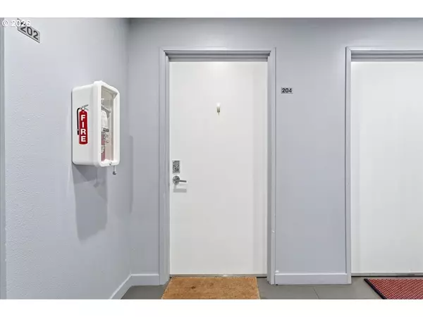 Portland, OR 97217,1480 N JARRETT ST #204